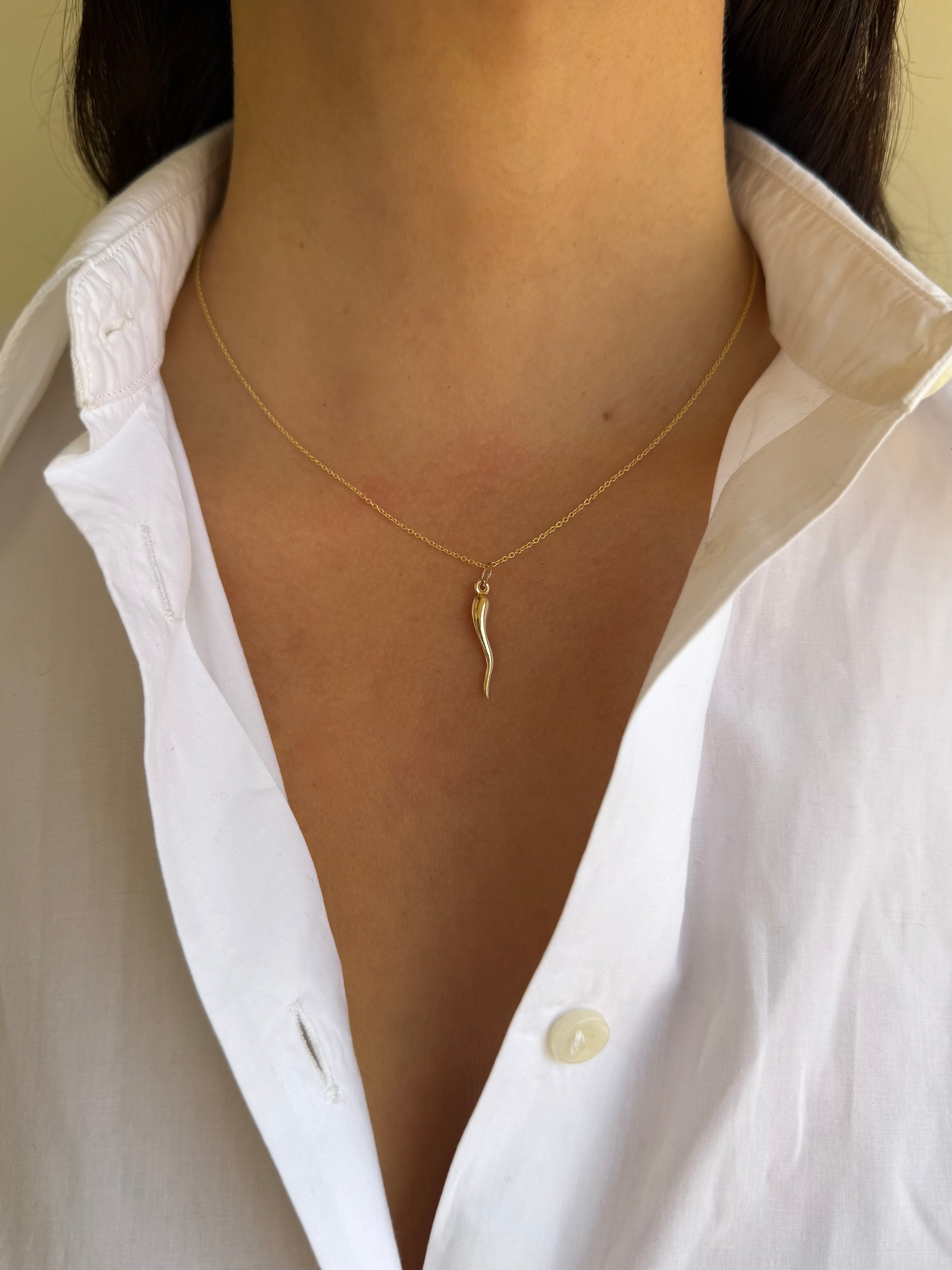 14K Gold Italian Horn Pendant Zoe Lev Jewelry