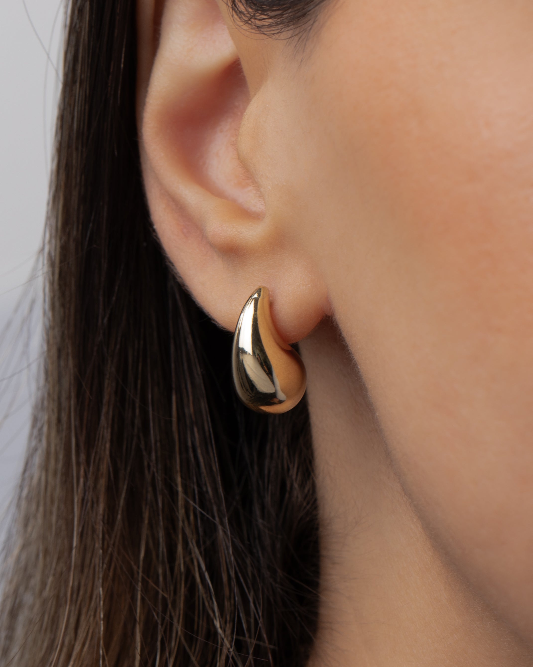 14K Gold Medium Teardrop Stud Earrings Studs Zoe Lev Jewelry