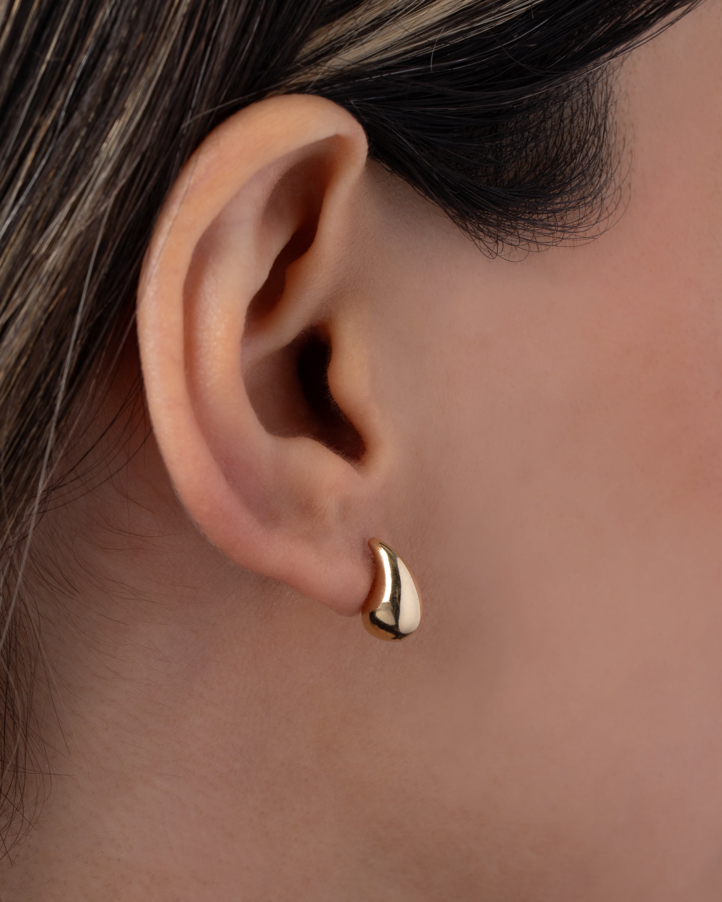 14K Gold Small Teardrop Stud Earrings Studs Zoe Lev Jewelry