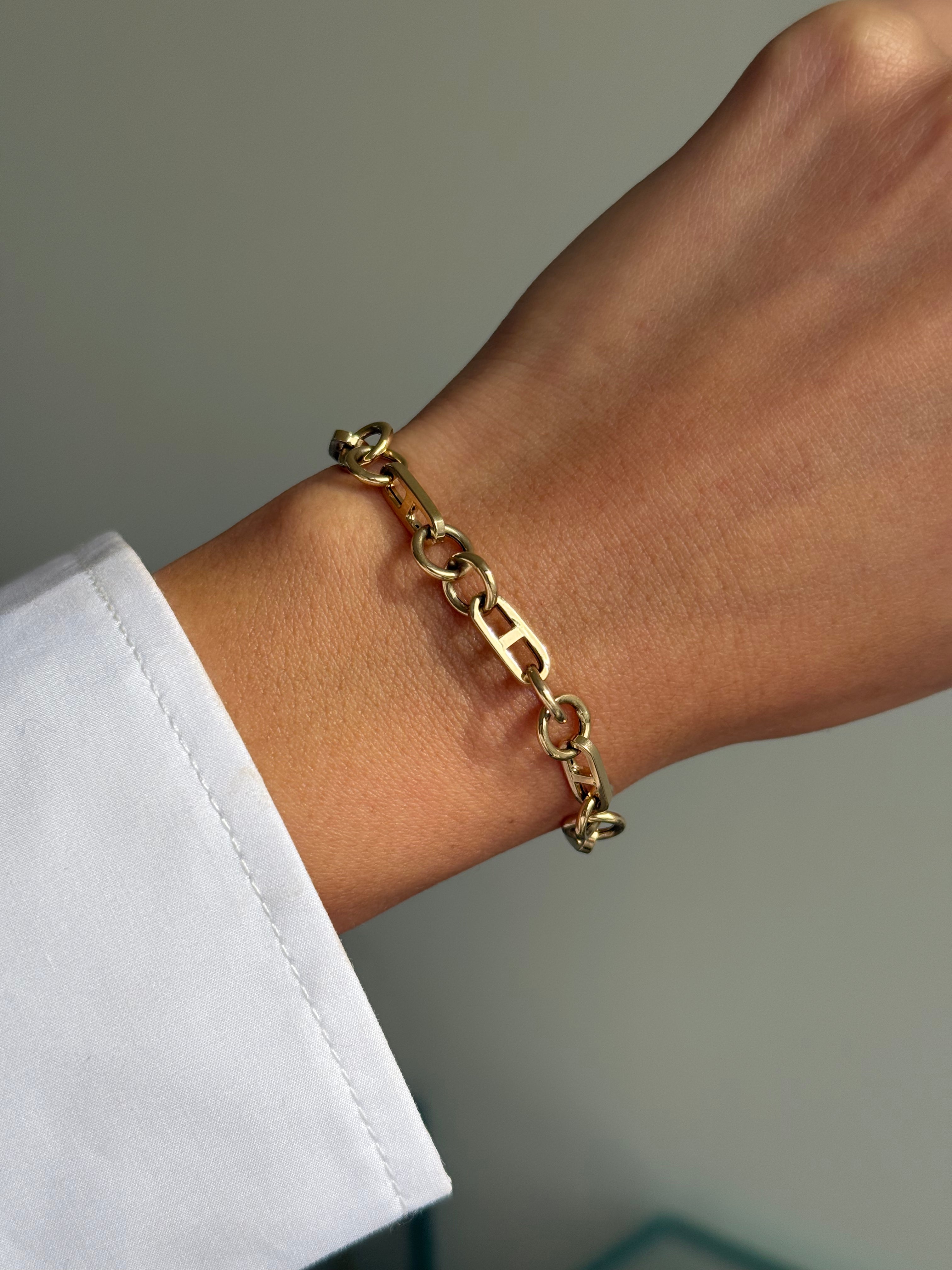 14k Gold Elongated Flat Mariner Link Bracelet