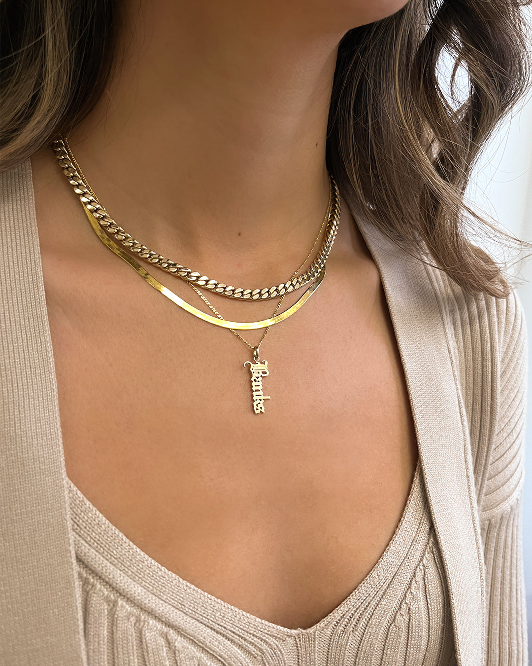Namesake Gold Locket Gold Name Lockets