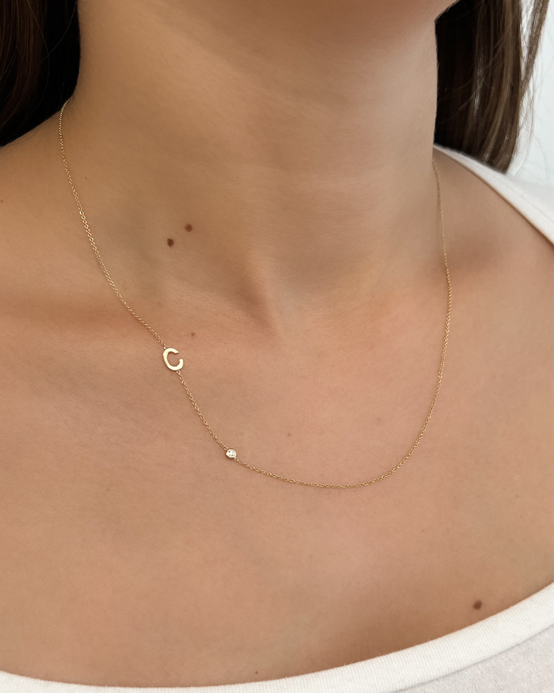 14k Gold Asymmetrical Initial and Bezel Diamond Necklace - Zoe Lev