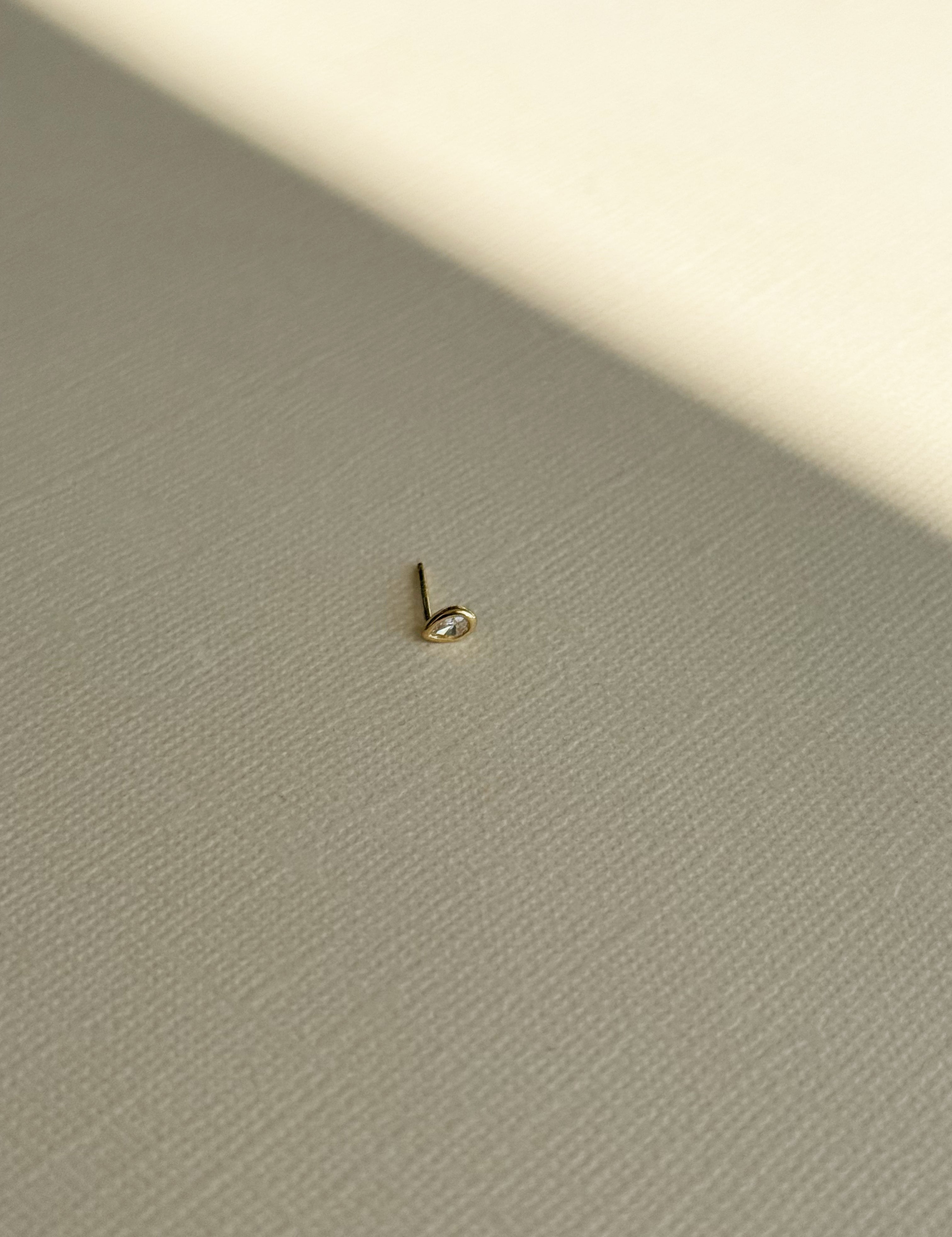 Mini Pear Bezel Stud - Single SAMPLE SALE Zoe Lev Jewelry