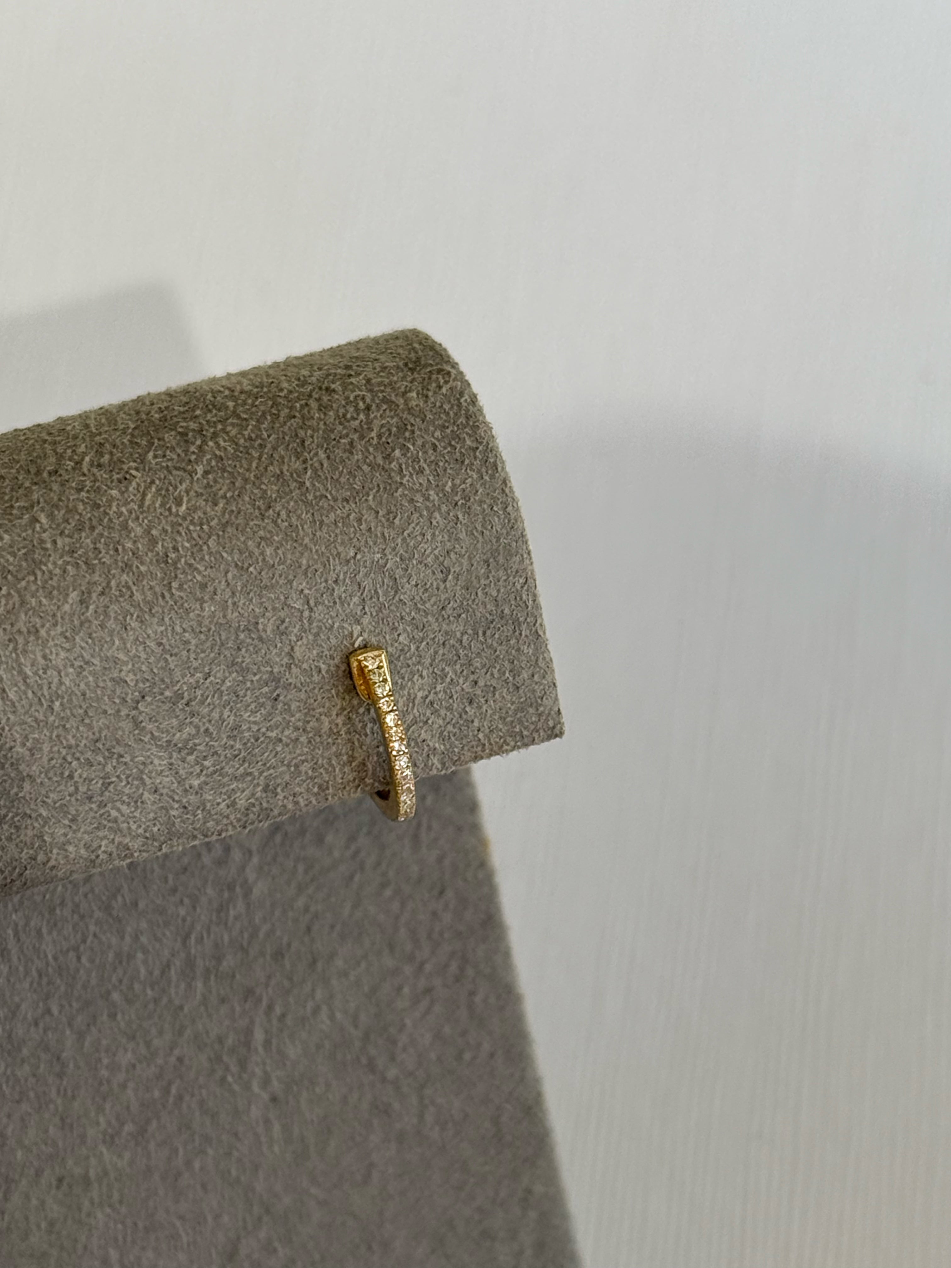 Small Diamond Huggie - Single SAMPLE SALE Zoe Lev Jewelry