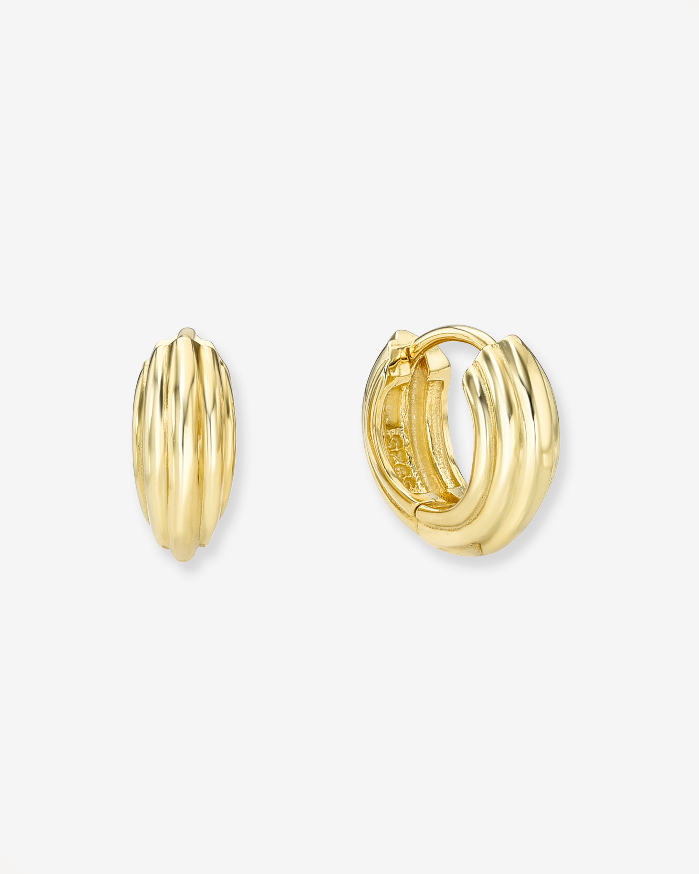 Small Ribbed Huggie Earrings Vermeil Zoe Lev Jewelry
