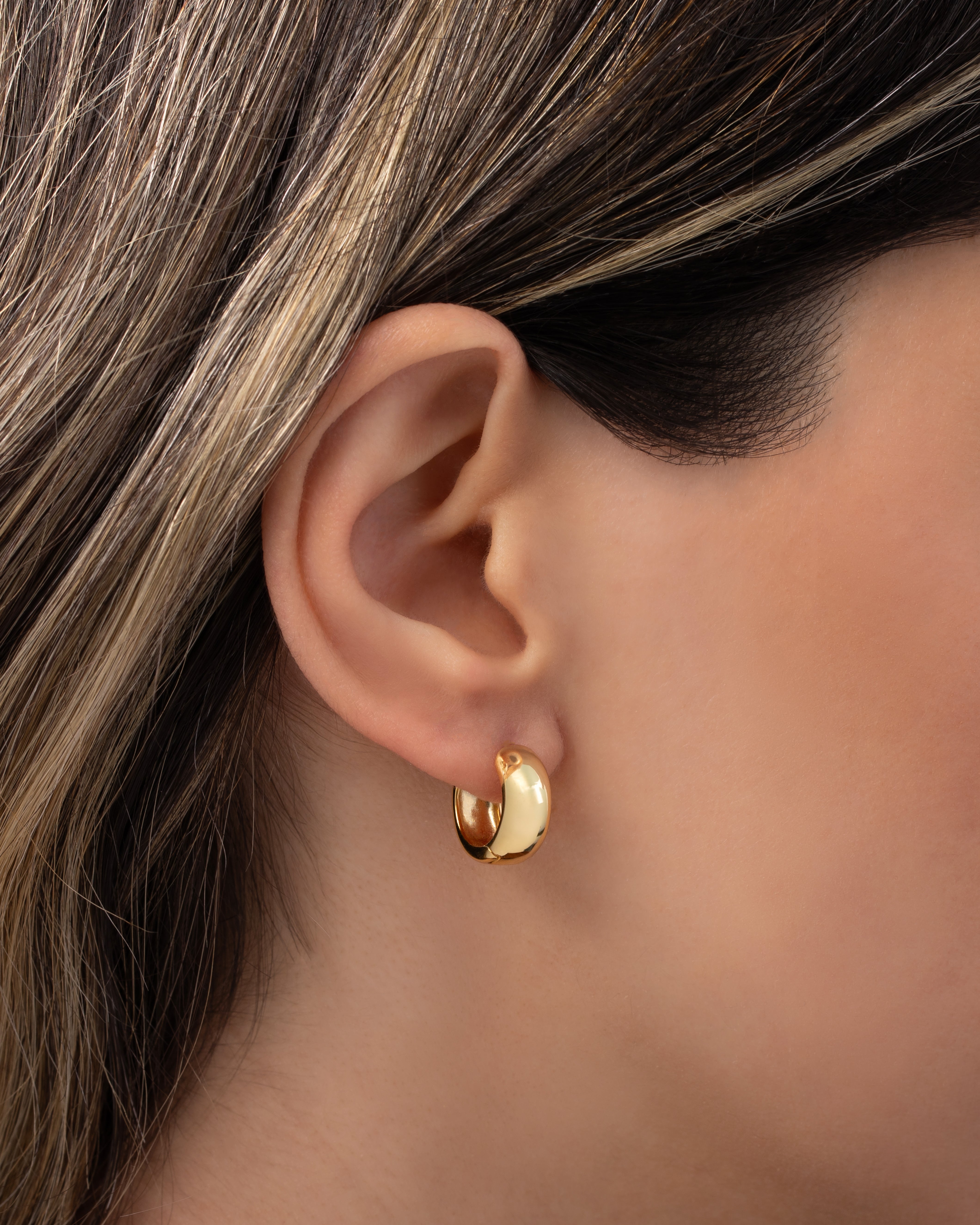 Small Thick Huggie Earrings Vermeil Zoe Lev Jewelry