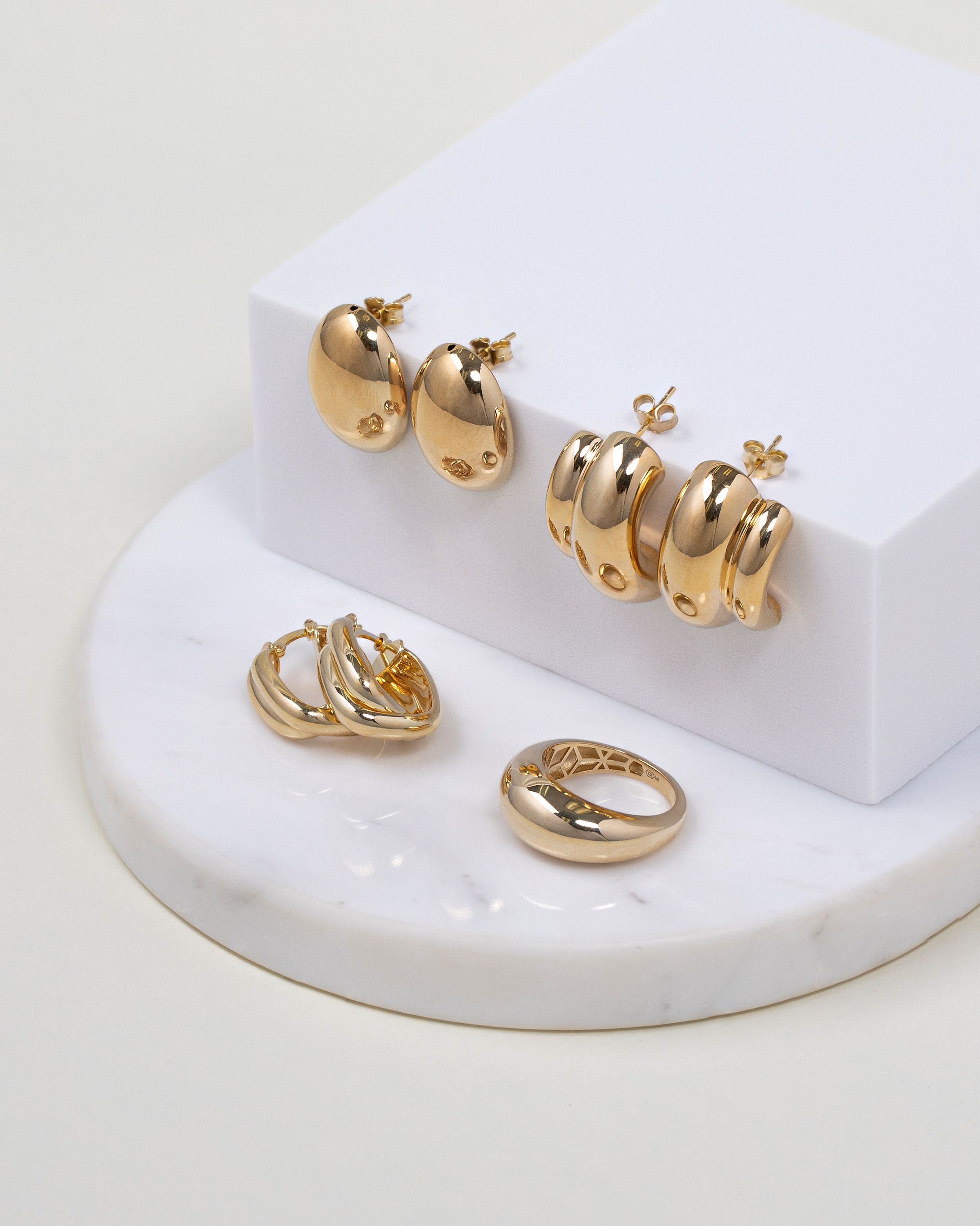 14K Gold Double Twist Oval Hoop Earrings Zoe Lev Jewelry