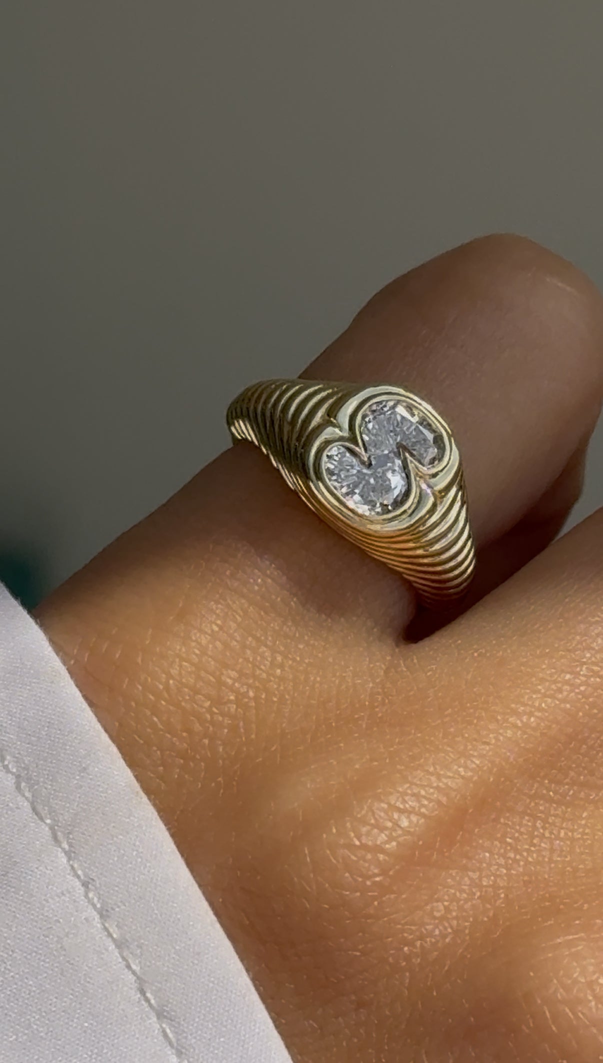 14k Lab Diamond Initial Fluted Signet Ring