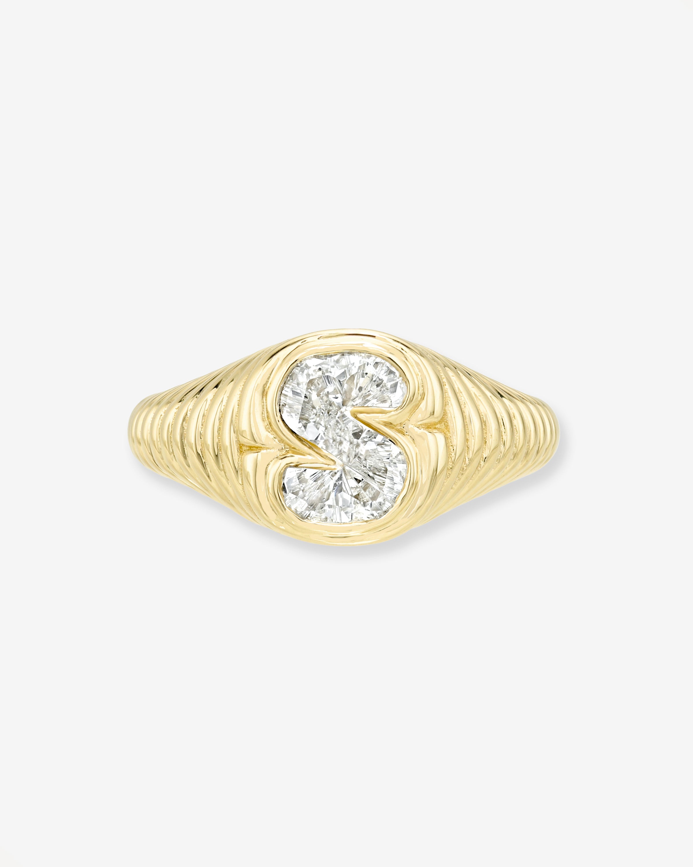 labdiamondinitialflutedsignetr