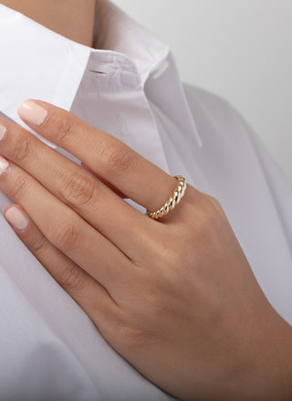 14k Gold Croissant Ring