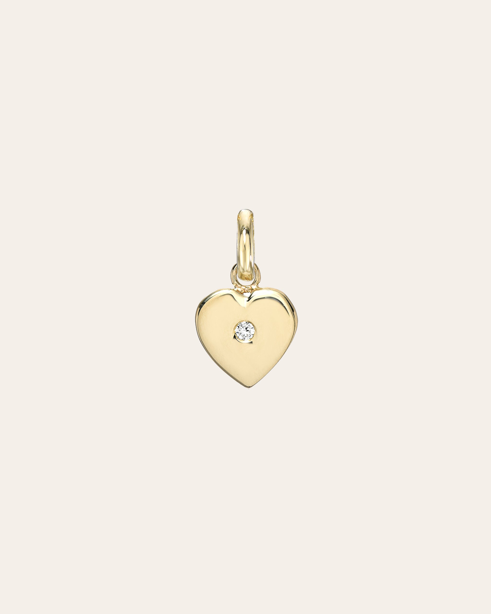 Gold heart necklace with diamond in the middle Clearance