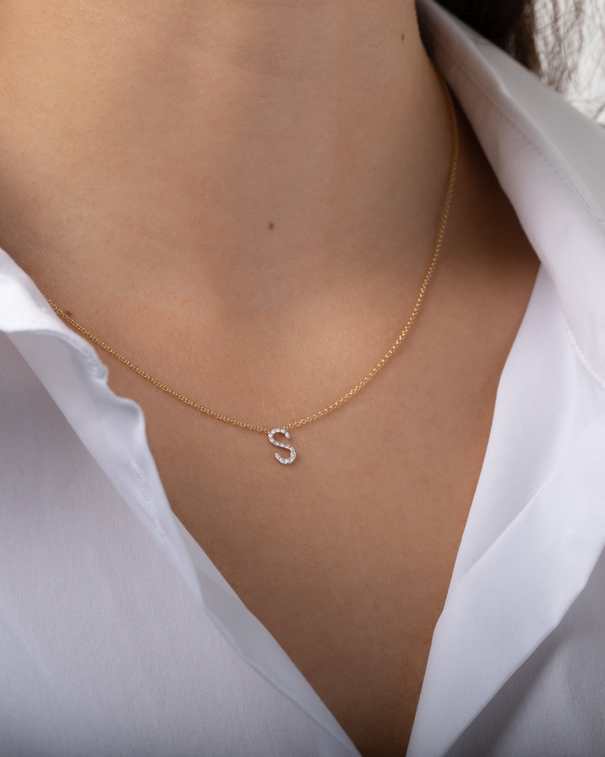 Diamond initial Letter Necklace pendant W