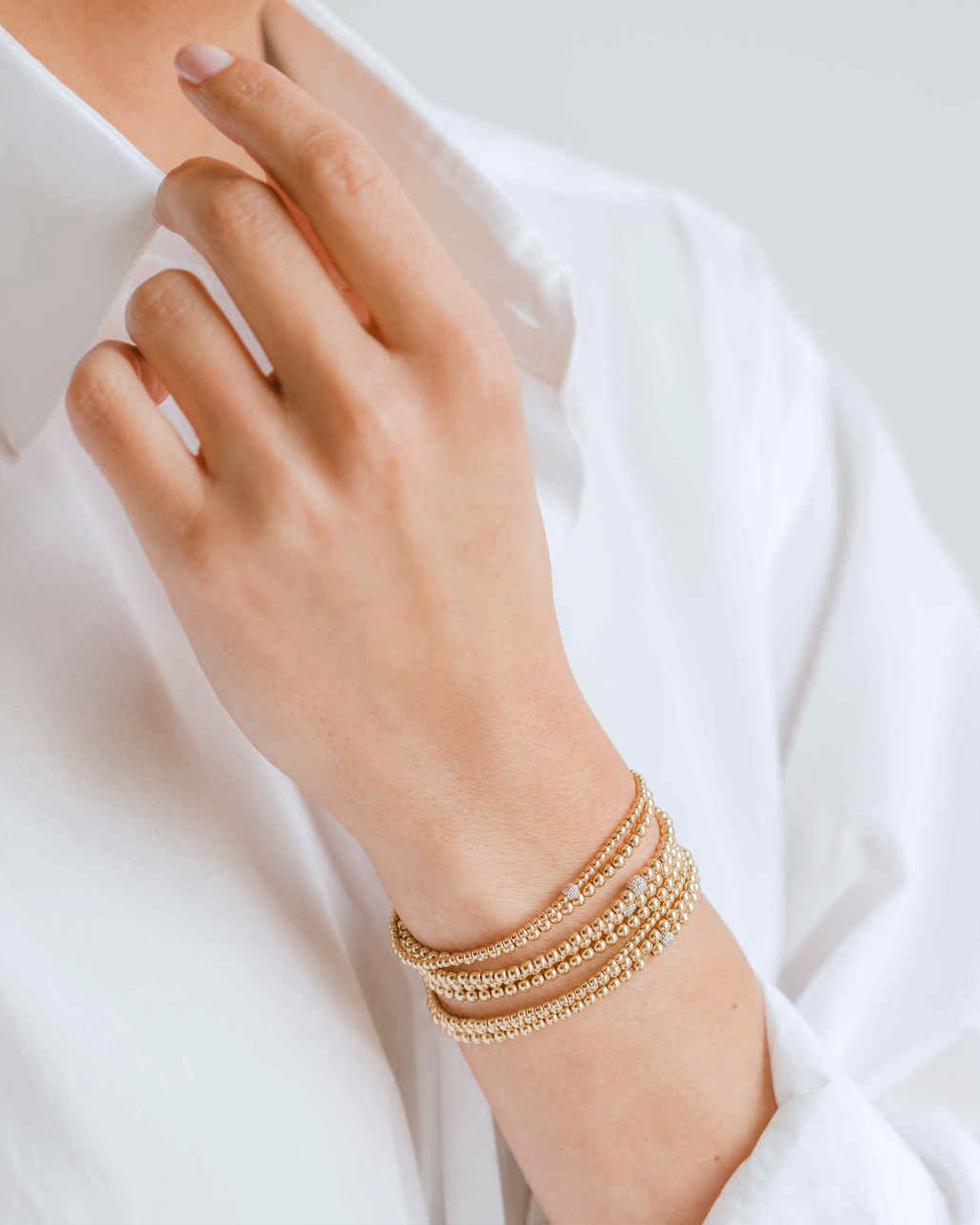 Petite Delicate Wave 22k Gold Bangle Bracelet – Andaaz Jewelers