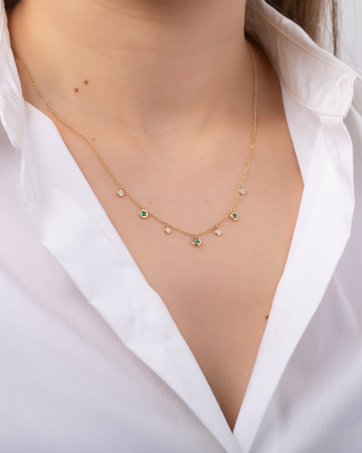 Diamond and Emerald Bezel Shaker Necklace
