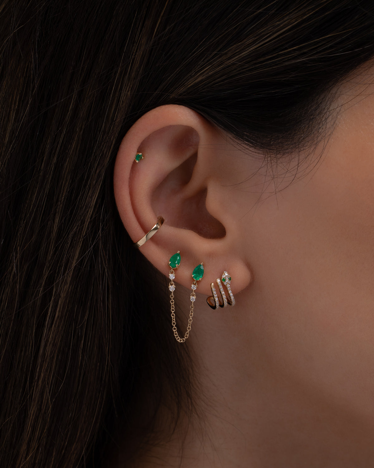 3 Prong Emerald Stud Earrings