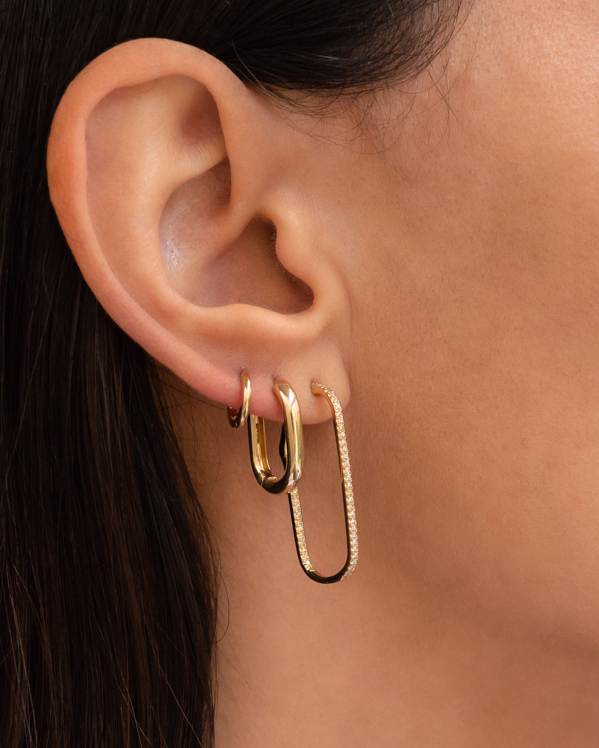 14k Gold Thick Oval Hoop Earrings