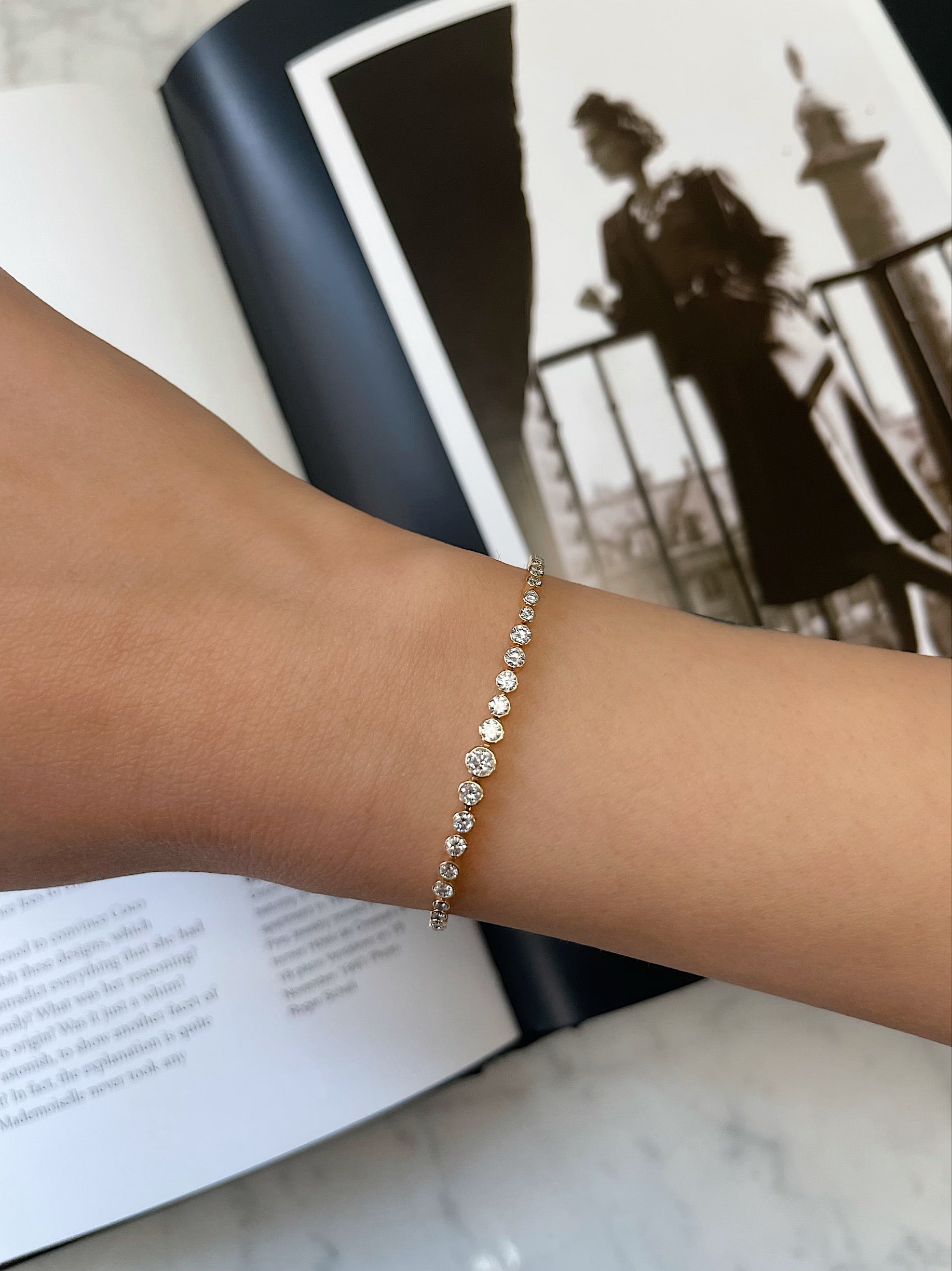 Bezel Graduating Diamond Tennis Bracelet Tennis Zoe Lev Jewelry