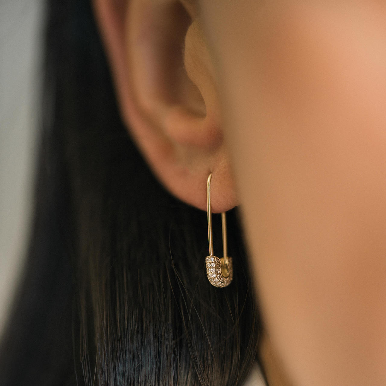 Safety Pin Diamond earring